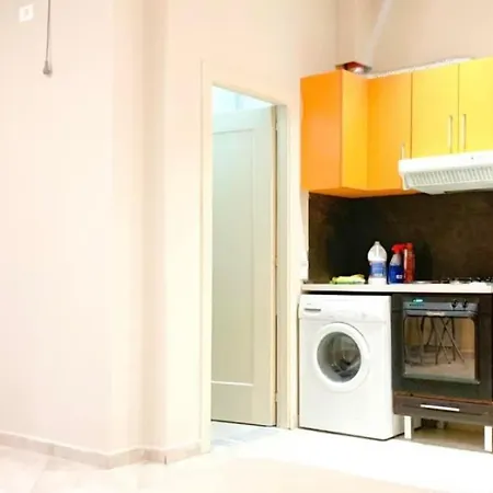 Center Apartment *